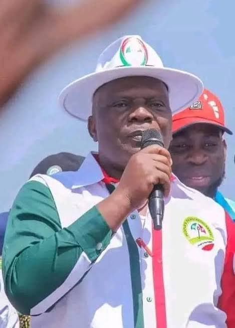 Gov Ademola Adeleke (@aadeleke_01) on Twitter photo Happy Birthday to the dynamic and dependable Chairman of our great party Peopleβs Democratic Party (<a href="/OfficialPDPNig/">Official PDP Nigeria</a>) in Osun State, Hon. Sunday Bisi. Your dedication, courage, and integrity inspire our political family and strengthen our administrationβs mission for good Happy Birthday to the dynamic and dependable Chairman of our great party Peopleβs Democratic Party (<a href="/OfficialPDPNig/">Official PDP Nigeria</a>) in Osun State, Hon. Sunday Bisi. Your dedication, courage, and integrity inspire our political family and strengthen our administrationβs mission for good