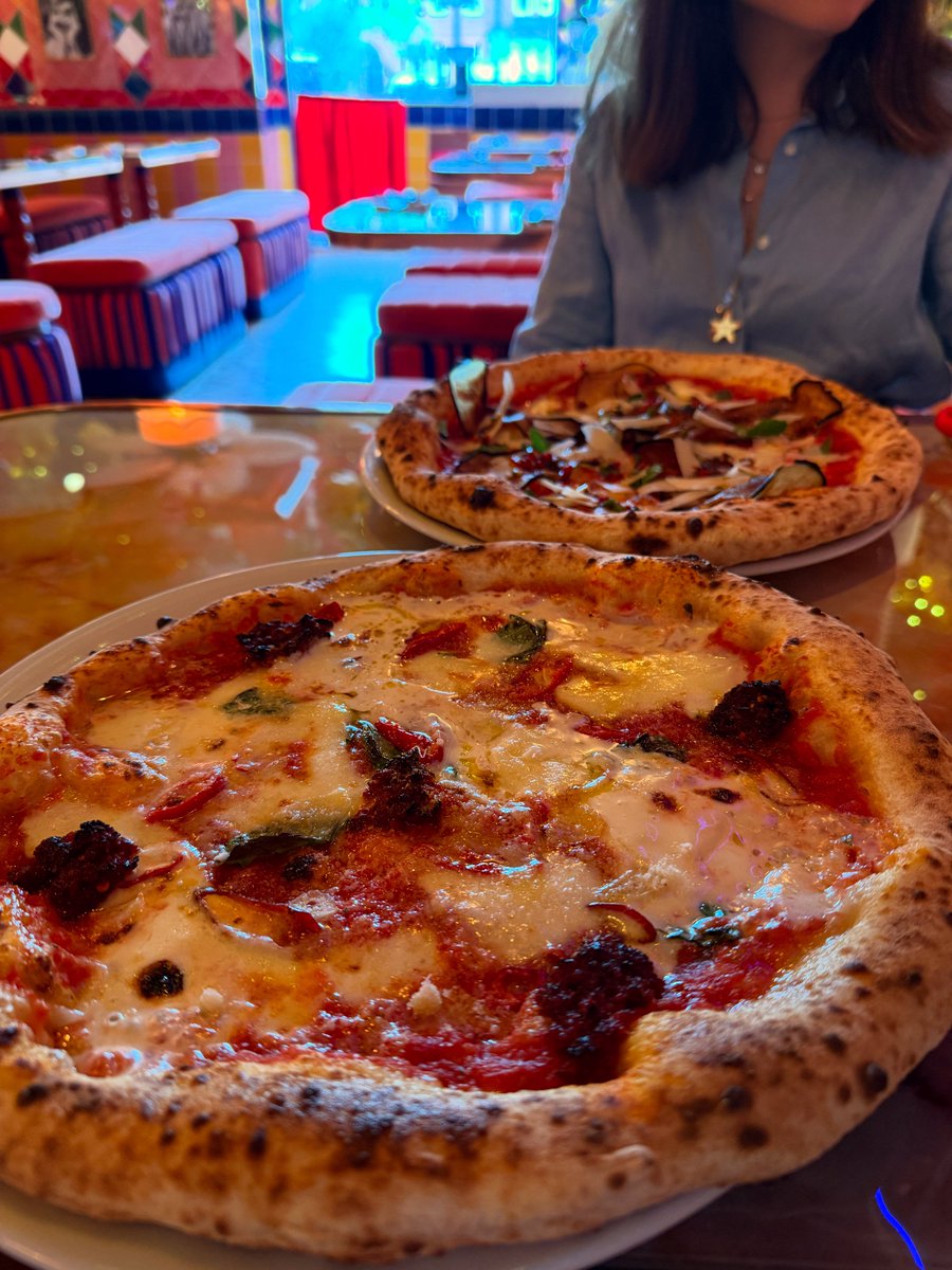 NEW POST. Red Hot Mamma. Sloppy in execution 

meatandoneveg.blog/red-hot-mamma-…