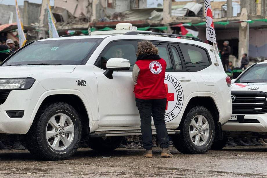 JUST IN 🔴

Netanyahu said he spoke with the Red Cross, urging them to immediately provide food and medical care to the hostages held in Gaza.

Can we count on them?