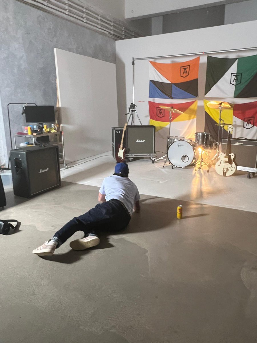 Twin Atlantic tweet media