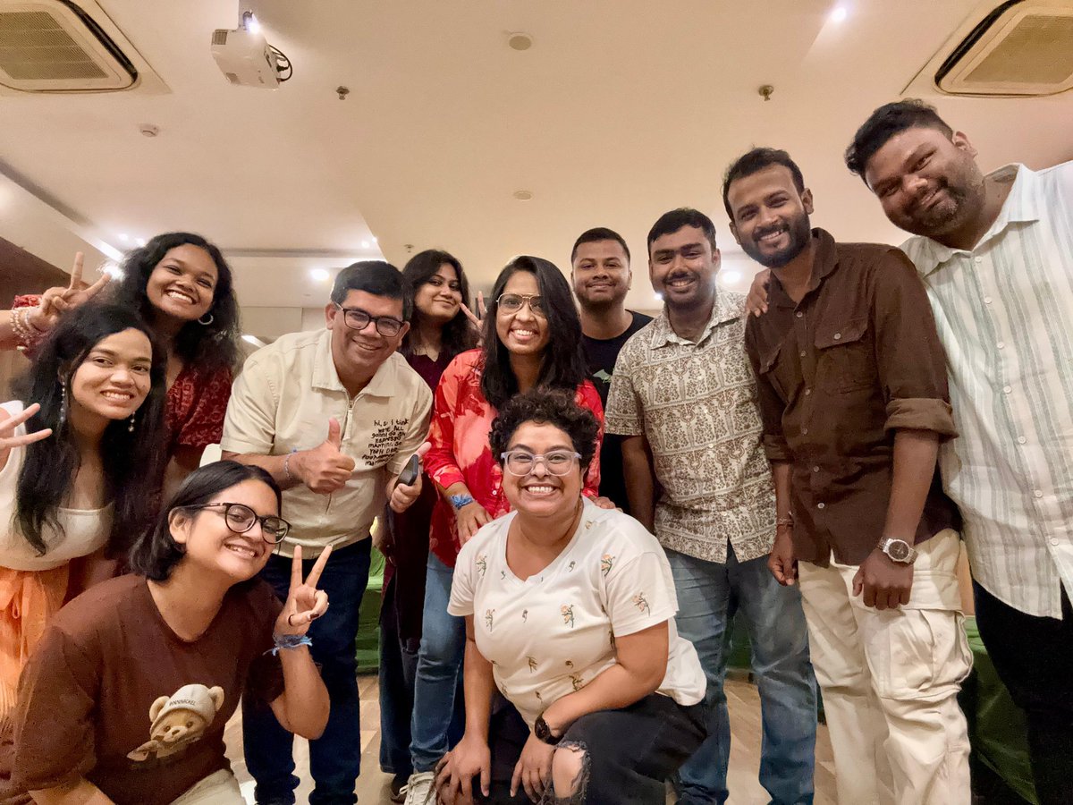 devasissarangi's tweet image. Local Food Club Meetup this month was lotsa fun 🤩 

Food &amp;amp; Friendship was the theme.❤️

Have you been a part of this community in your city anytime🤔

#LFCBhubaneswar #Locavore #Bhubaneswar #TheLocavore #FriendshipDay2025 #friendship #FriendshipDay #sundayvibes
