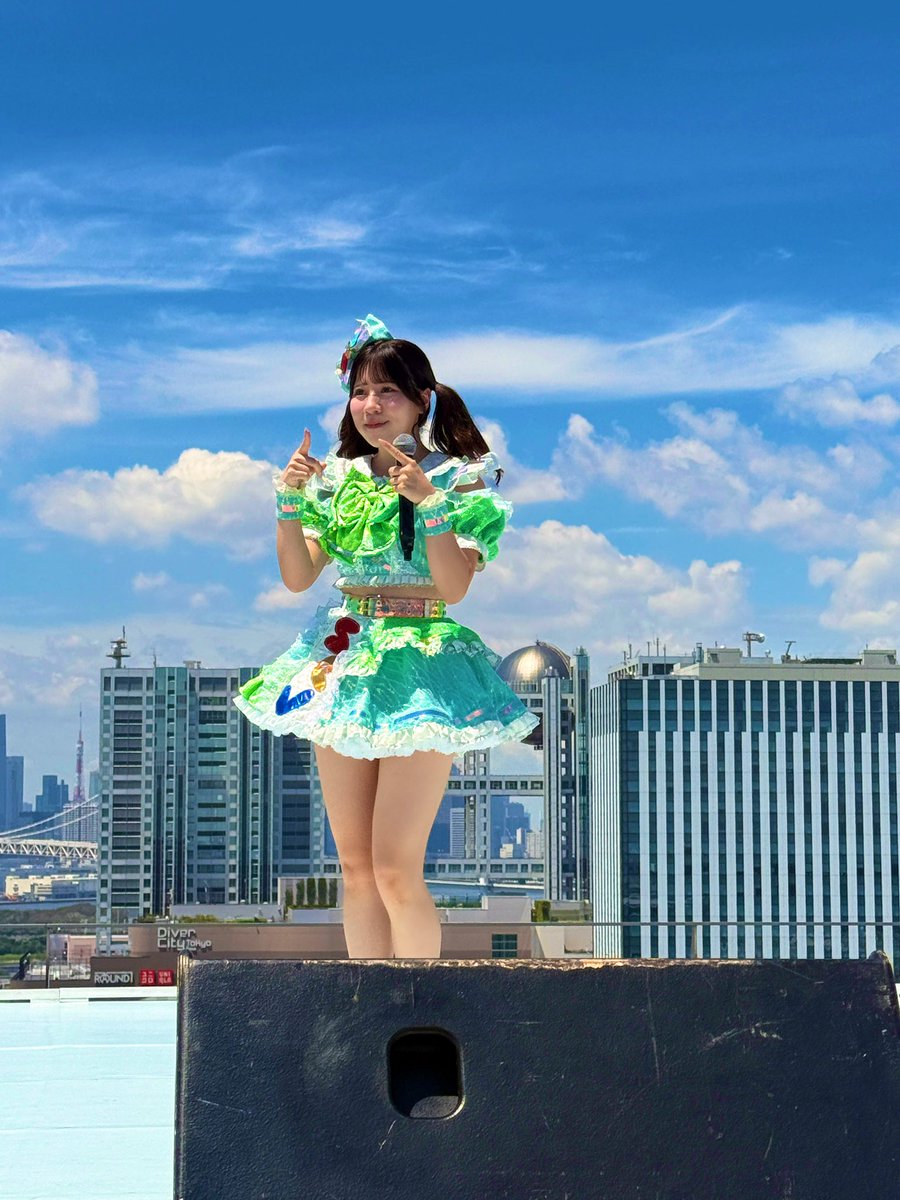 愛莉さん
かわいさ爆発してました💥
全力で歌う姿はカッコよかったです
青空が似合ってました💚

#あむーるあいりちゃん
#すぷば
#TIF2025
