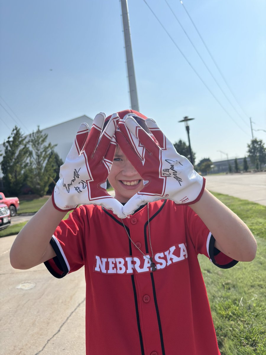 Matthew Taylor (@coach_taylor45) on Twitter photo My man was fired up to have Emmett Johnson sign the gloves he gave him after the Wisconsin dub last season! We made sure to show up 2 hours before the doors opened just to be sure!
#Husker
#Football
<a href="/Huskers/">Nebraska Huskers</a>
<a href="/HuskerFootball/">Nebraska Football</a> My man was fired up to have Emmett Johnson sign the gloves he gave him after the Wisconsin dub last season! We made sure to show up 2 hours before the doors opened just to be sure!
#Husker
#Football
<a href="/Huskers/">Nebraska Huskers</a>
<a href="/HuskerFootball/">Nebraska Football</a>