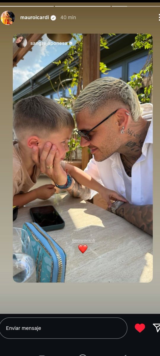 ✅Para algunas personas una nieta y su abuelo bailando sonriendo en una fiesta está MAL 
✅Pero ver un padre al q le dijeron los jueces q cuide lo q sube para no dañar los sentimientos de su propia hija; sube foto con un niño q apenas conoce de la quien fue su amante, está BIEN