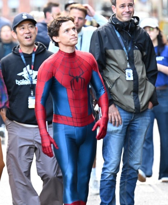 MORE photos of Tom Holland as Spider-Man on the set of #SpiderManBrandNewDay