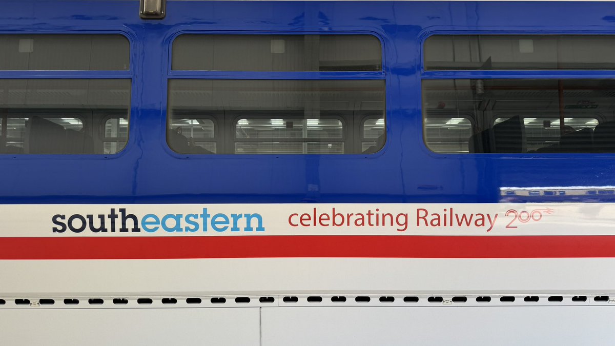 Went off and did some railway things for the day. Great show of what the railway does. Bumped into a few of the Railway Family along the way…
.
.
.
#thegreatestgathering #railway #derby #alstom #steam #diesel #electric #locomotive #train