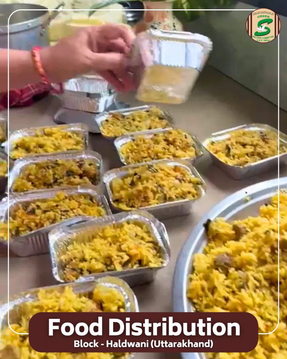 No child should go to bed hungry when compassion is around.🍽️
In a heartfelt initiative, volunteers from Haldwani (Uttarakhand) distributed food to needy children, filling not just their stomachs but their hearts with joy and warmth.

Inspired by the teachings of Saint Dr. MSG