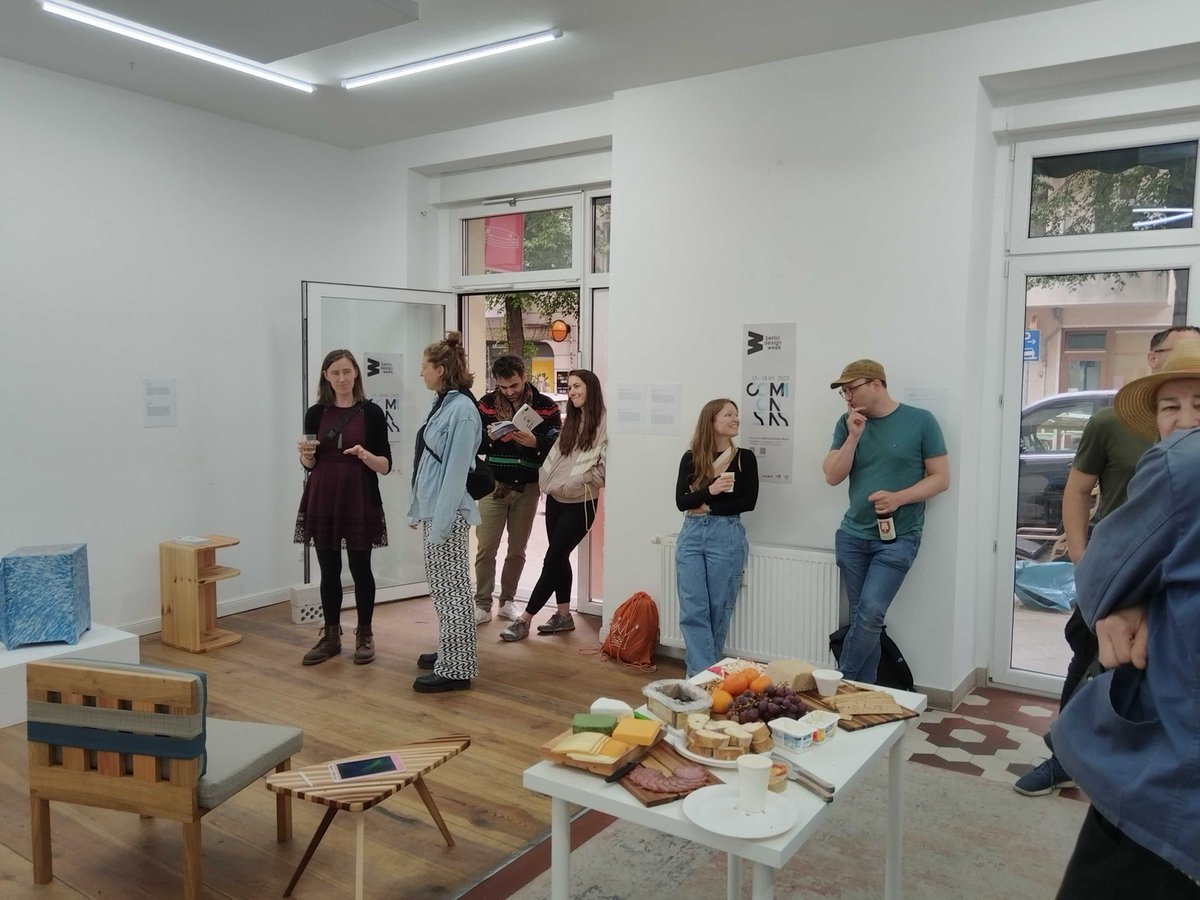 gadgetlend's tweet image. Gadgetlend war stolzer Sponsor von „Berlin Re:furnished“ – der gefeierten Ausstellung von Angharad Summers auf der #BerlinDesignWeek.
🎨 Nachhaltiges Design trifft innovative Technik.
👉 Jetzt registrieren: gadgetlend.de
#Gadgetlend #DesignMeetsTech #SharingEconomy