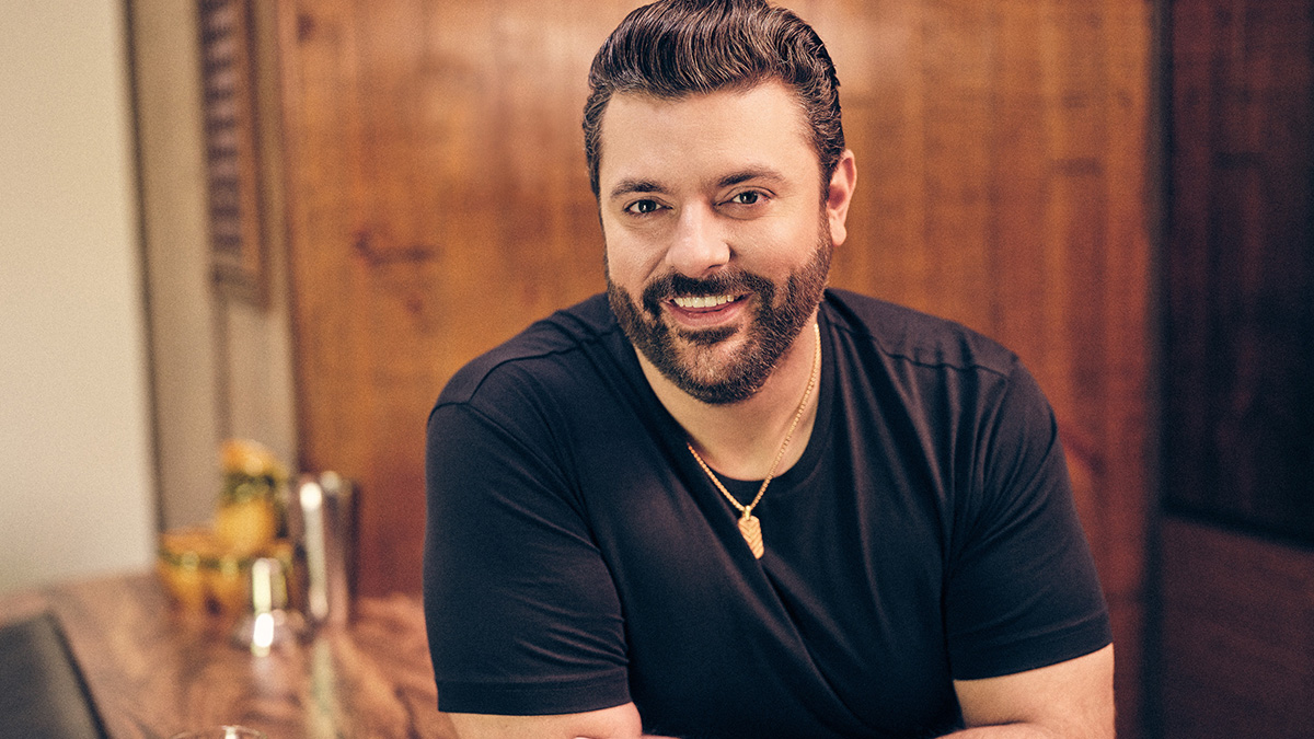 Get the details! <a href="/ChrisYoungMusic/">ChrisYoungMusic</a> reveals track list &amp; writers for new album entertainment-focus.com/1jz4 #ChrisYoung
