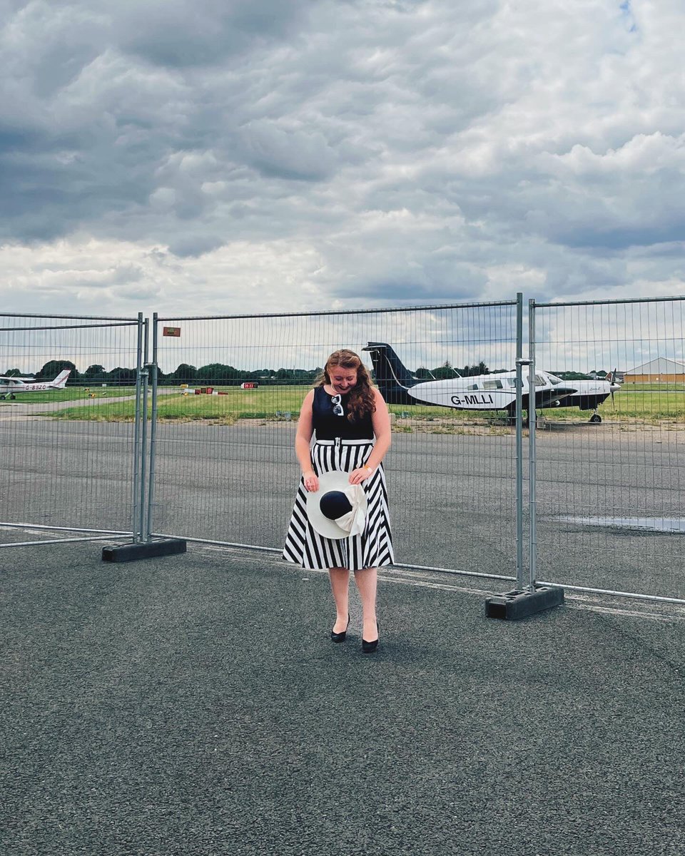 rubythejazzdiva's tweet image. TOO GLAM TO GIVE A DAMN! 💋

Come and join us today from 16:00 at the beautiful Bocca LOS for a champagne or two - the sun is shining and it’s going to be a beautiful day!

See you there!
R 💋

#thejazzdivaofourera #rubyrobinsonmusic #jazzandswing #jazzsinger #eventssinger