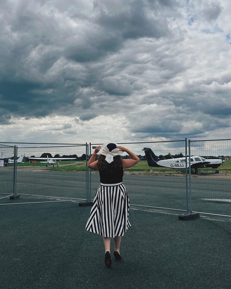 rubythejazzdiva's tweet image. TOO GLAM TO GIVE A DAMN! 💋

Come and join us today from 16:00 at the beautiful Bocca LOS for a champagne or two - the sun is shining and it’s going to be a beautiful day!

See you there!
R 💋

#thejazzdivaofourera #rubyrobinsonmusic #jazzandswing #jazzsinger #eventssinger