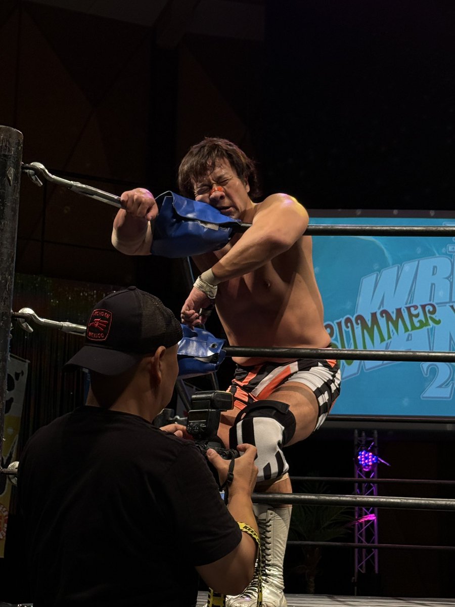 7_angel_summers's tweet photo. 谷口も健闘したけどやっぱり違うよね。最後、頑張ったであろう谷口を讃えたりする事なく勝利を誇示して退場した小島カッコ良すぎやろが!
#VKF
#wn2025
#njpw
#shi_en https://t.co/FTrjW9sFj5