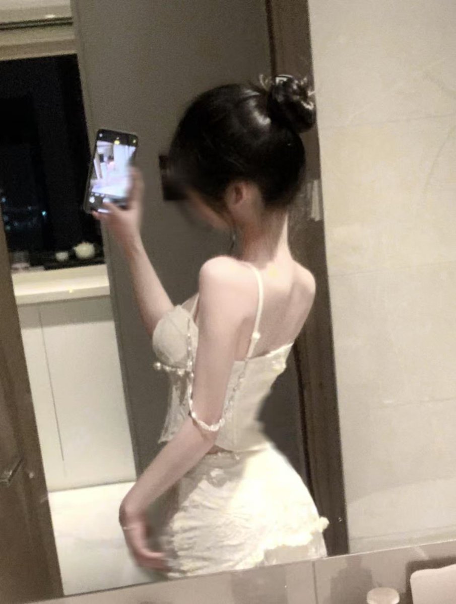 Gerald954359653's tweet photo. 新疆滴滴 https://t.co/EupvsssXQX