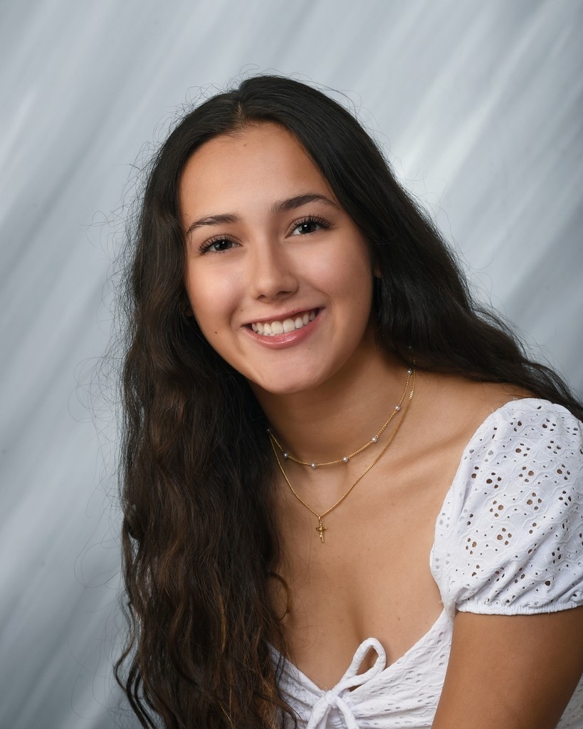 🎓✨Senior Spotlight: Hanna Altube✨🎓

Hanna is heading to RIC to study Health Sciences on a pre-dental track! 🦷📚

At Saints, she was a cheer standout, class treasurer &amp; club leader. Outside school, she dances, teaches tumbling &amp; volunteers with St. Cecilia’s cheer team!