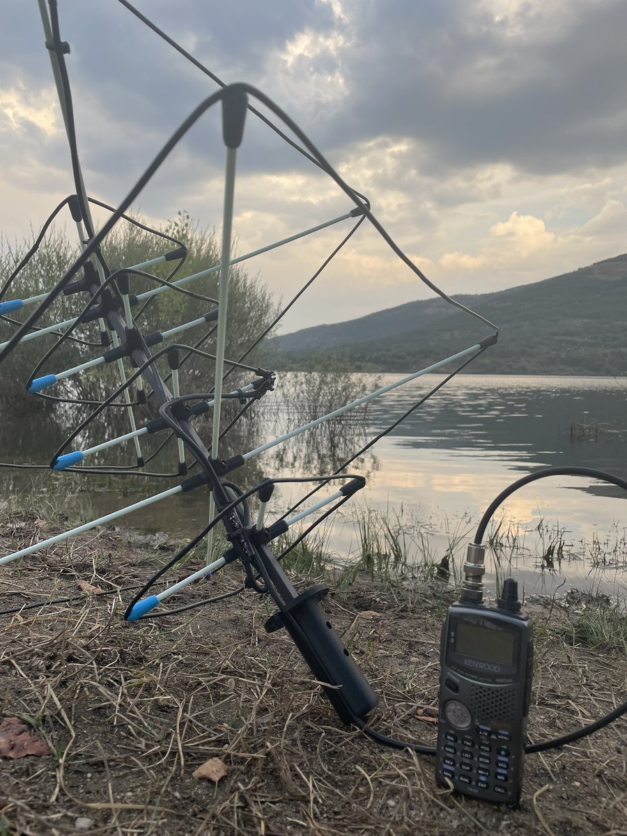 Time to go back home. Great weekend tinkering and making QSOs. FWCube Labs team has to be proud of what we're achieving. Great team and friendship leads to great things!
Now-unpack and prepare for the next adventure! 📡🛰️

#hamradio #satcom #satellite #antenna #kenwood