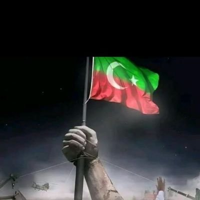 ™دانش_گرد tweet media