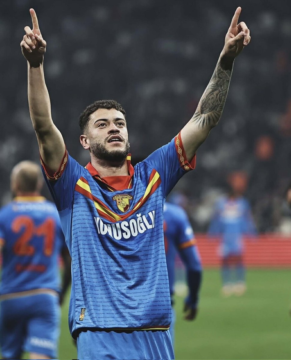 Göztepe, Romulo için RB Leipzig ile imza aşamasına geldi.

Göztepe, hafta içinde resmileşmesi beklenen transferden 20 milyon euro üzerinde rekor bonservis bedeli almaya hazırlanıyor

(DHA)