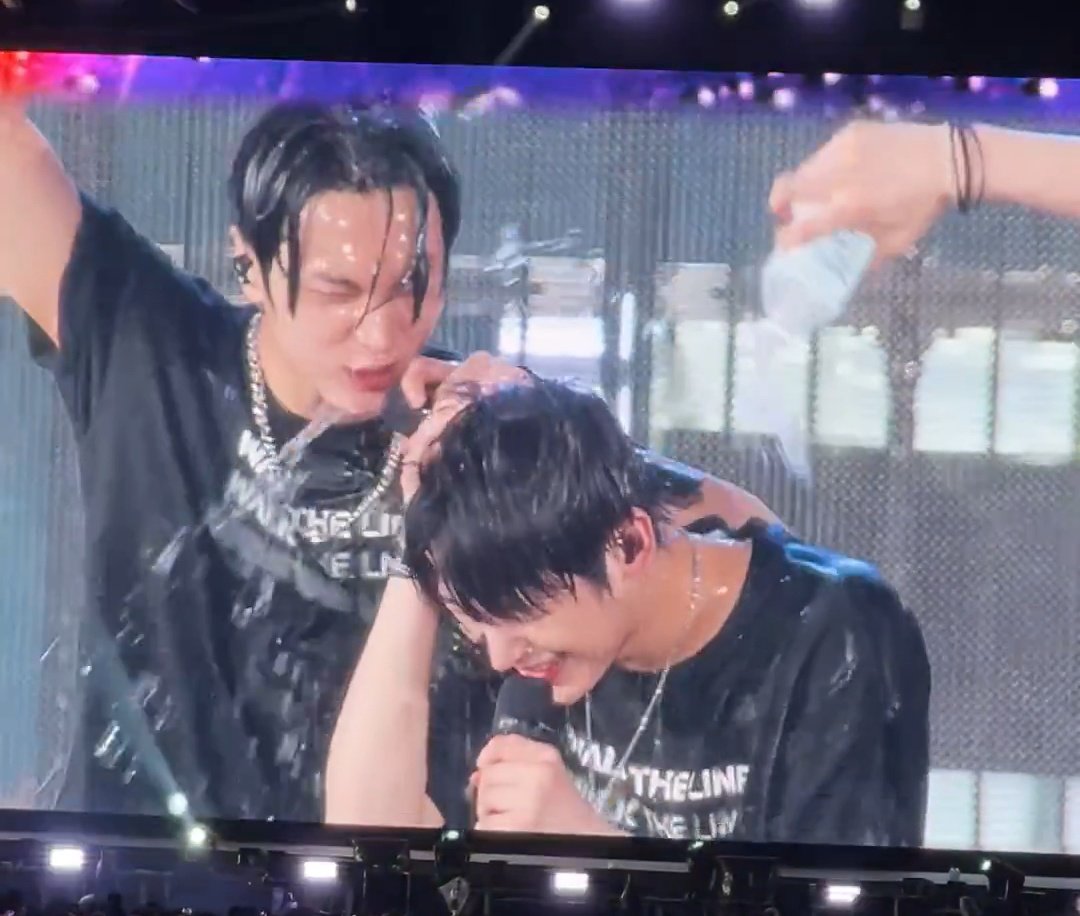 softlysunoo's tweet photo. never ever separate sunjay together pls 🥹 https://t.co/7mbpzdKvVm