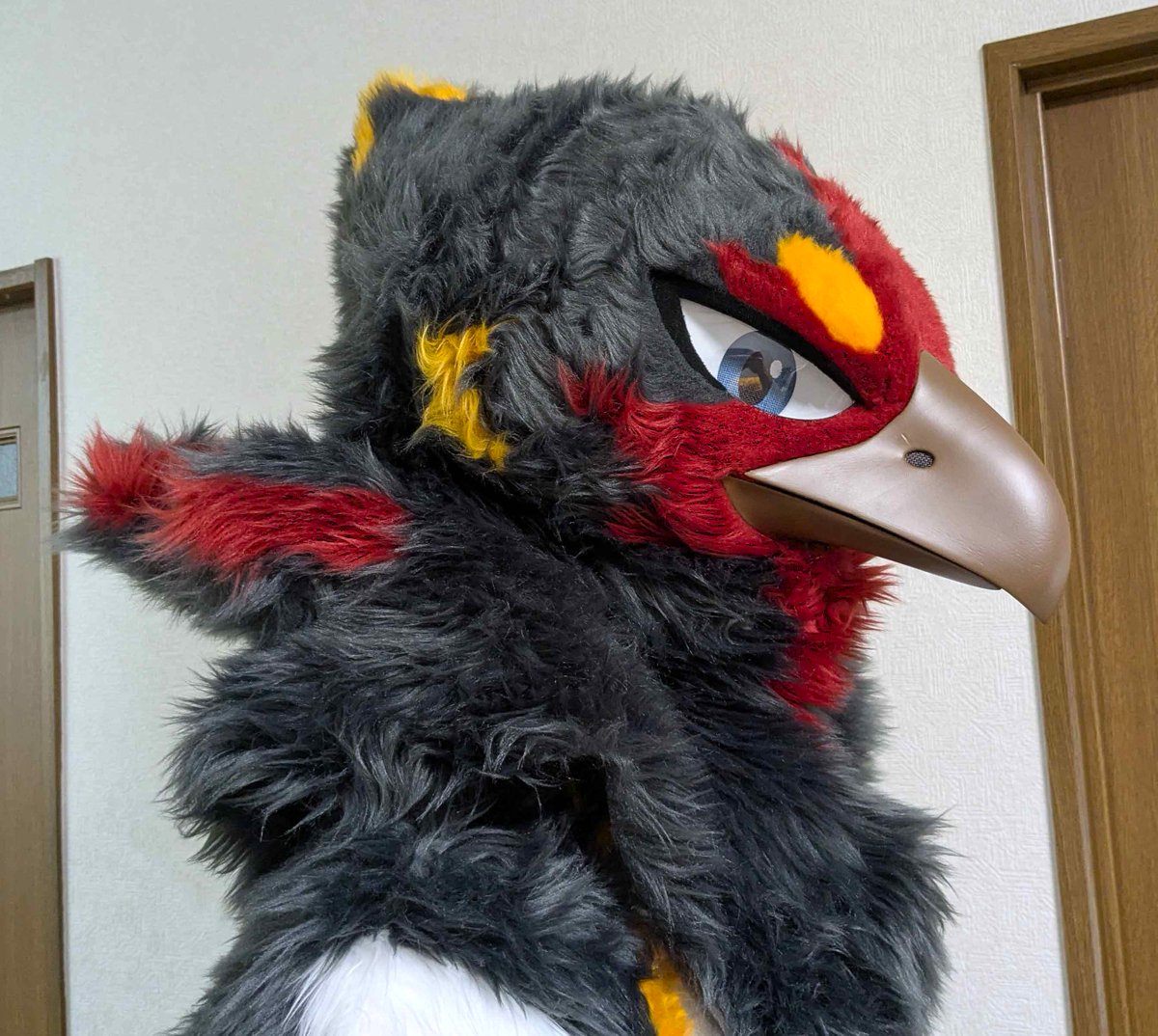 nimomo_mohu's tweet image. 犬工房さま（@Doggy_Studio）から鳥さんが来ました
ツバメと鷹のハーフの「アーサー」です！
秋をモチーフにしてデザインしました
以後お見知りおきを✨