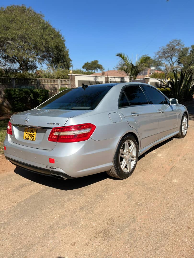 Mercedes Benz E250 2010

$8500