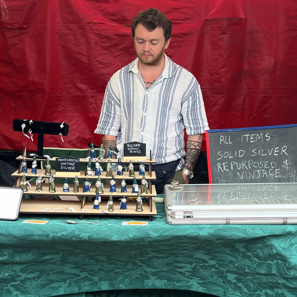 🚨 New Trader Alert! 🚨
Looking for something totally original? 💎
Nathan’s upcycled vintage jewellery and silver bangles from I MADE A COOL THING are truly one of a kind.
#VintageRedesigned #HandmadeSilver <a href="/cammarkets/">Cambridge Markets</a> #CambridgeMarketMagic #IMADEACOOLTHING