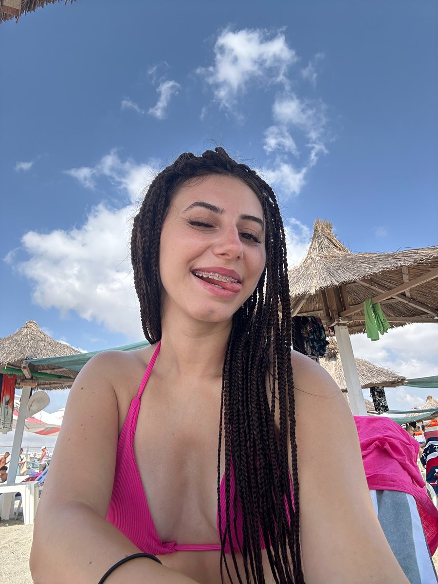 ALEXANDRA tweet media