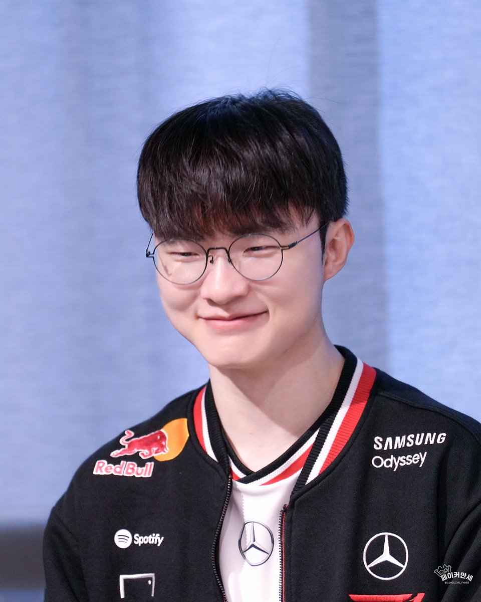 250802 FM

우리혁💕

#Faker #페이커