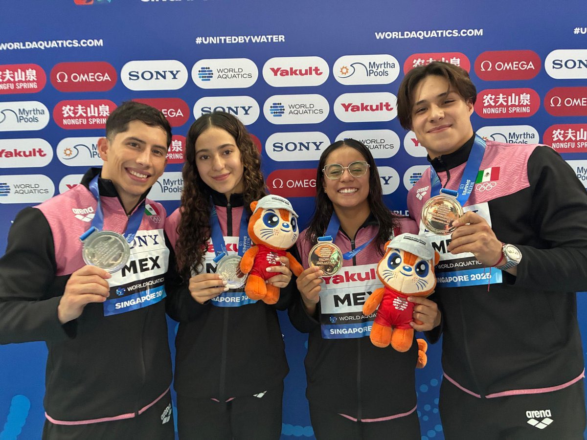 CoqueTrejo's tweet image. Terminó #Singapur2025💧 

Cosecha total de 8 medallas para México🇲🇽.

🥇🥈🥈🥈🥈🥉🥉🥉

🟩⬜️🟥 DESEMPEÑO HISTÓRICO🌟 . Su mejor actuación en un campeonato mundial de deportes acuáticos superando las 7 preseas conseguidas en Fukuoka 2023.