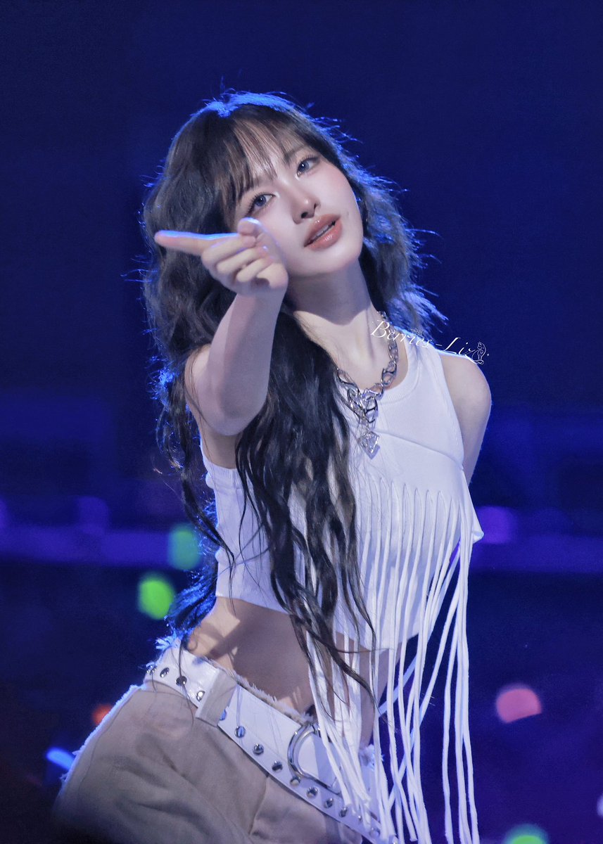 jiwonfeed_'s tweet photo. https://t.co/PgBjbNeV17