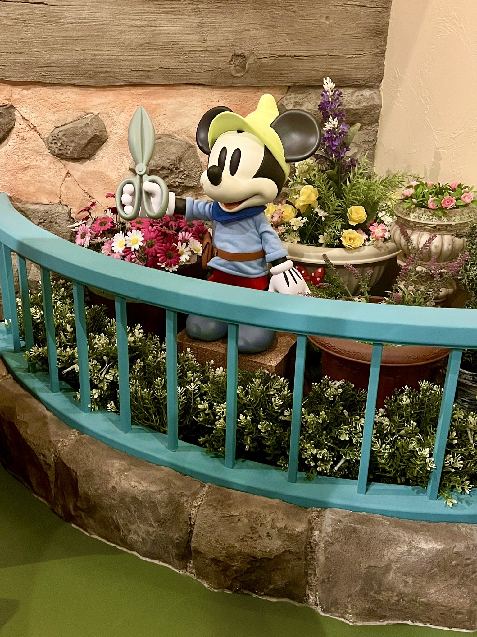 お家にディズニーランドが現れますよ。 お家にディズニーランドが現れますよ。 Tokyo Disney land