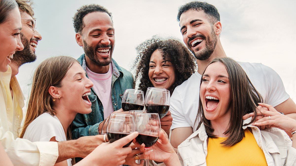 Could the state pension age really rise to 74? Why the 'triple lock' may mean a longer wait for younger workers
#pension #retirement
thisismoney.co.uk/money/pensions….