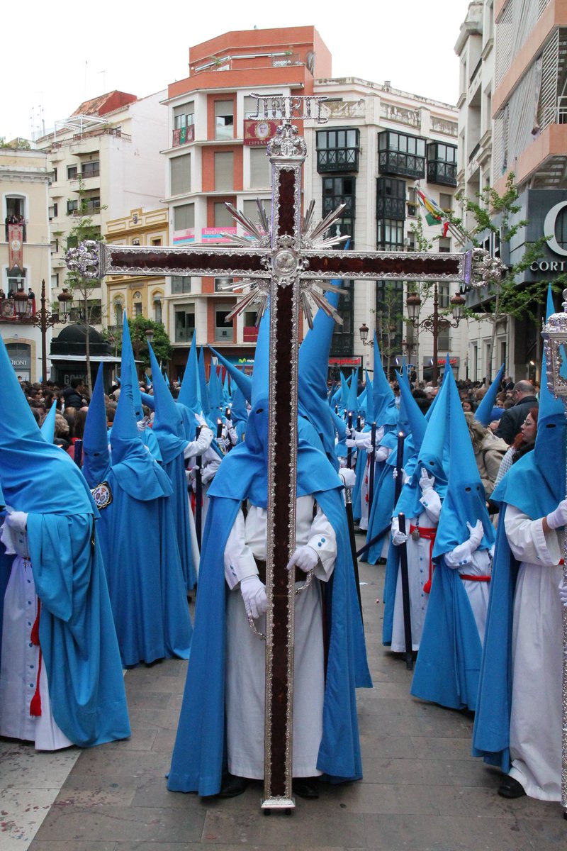 Victoria_Huelva's tweet photo. Feliz 3 de agosto, con nuestra Hermandad, la que lleva a gala los colores de Huelva. 

📷  @SPC_44 https://t.co/9NMsEtstVC