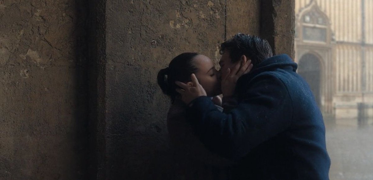 ʙɪᴀ; off campus era 🏒 tweet media