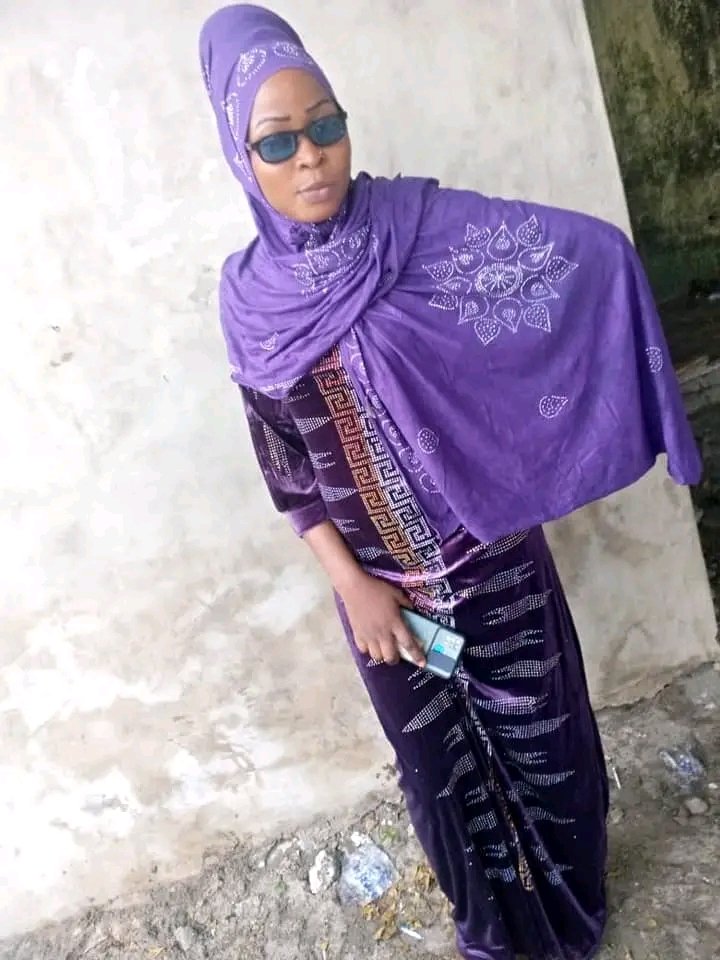 AkanbiAkanbi5's tweet image. Happy purple Sunday to all who celebrate 💜☂️

Were active ,@iam_topherJ
#TopherBassey 
#PurpleSunday