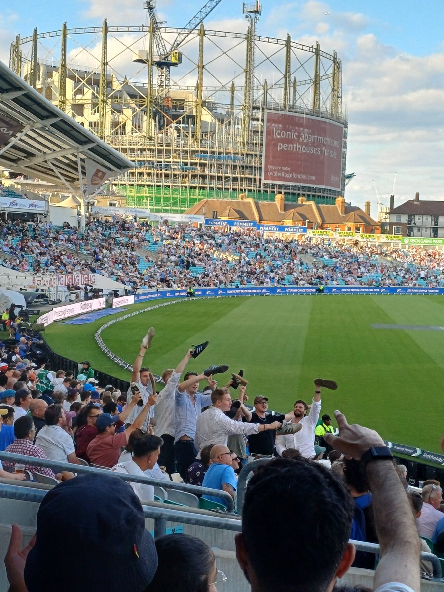 Jamie, Barrovian in Exile (@jamiezigger) on Twitter photo 'Shoes off, if you're 2-1 up, Shoes off...' Some <a href="/BarrowAFC/">Barrow AFC</a> nostalgia at The Oval yesterday as a group of <a href="/englandcricket/">England Cricket</a> fans exchanged friendly banter with <a href="/thebharatarmy/">The Bharat Army</a> Cracking day out.
#Cricket #TestCricket #barrow 'Shoes off, if you're 2-1 up, Shoes off...' Some <a href="/BarrowAFC/">Barrow AFC</a> nostalgia at The Oval yesterday as a group of <a href="/englandcricket/">England Cricket</a> fans exchanged friendly banter with <a href="/thebharatarmy/">The Bharat Army</a> Cracking day out.
#Cricket #TestCricket #barrow