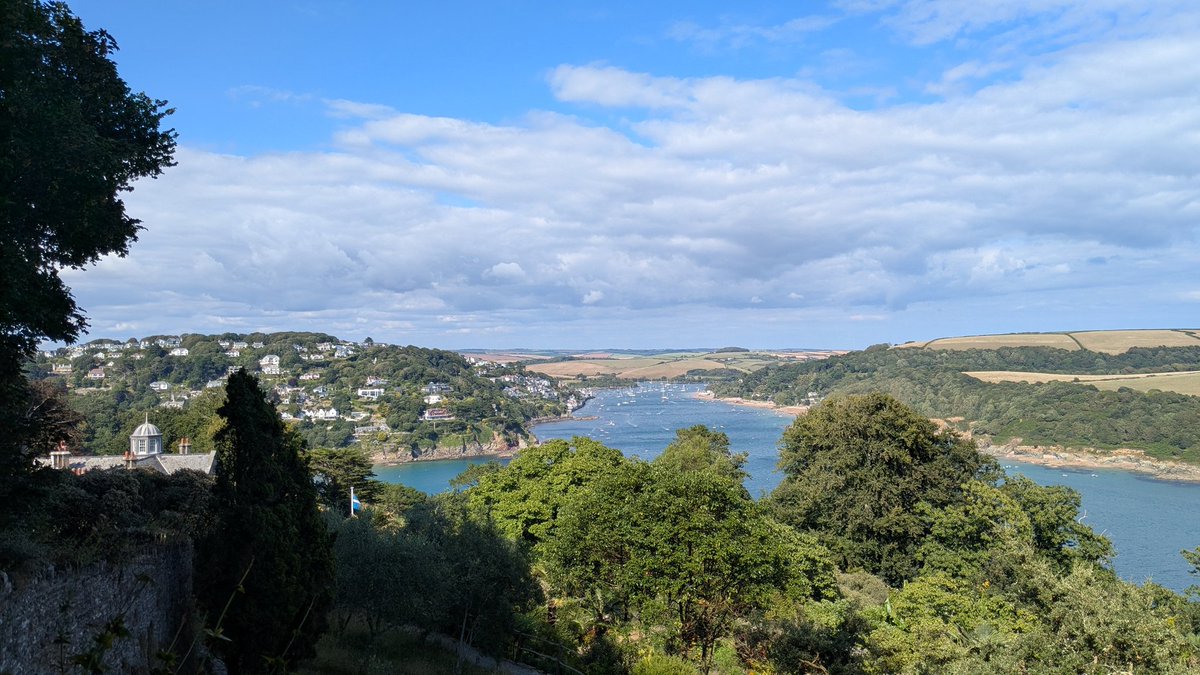 andysinclair77's tweet photo. My favourite view of salcombe ----------from a distance. https://t.co/vx6NubSHru