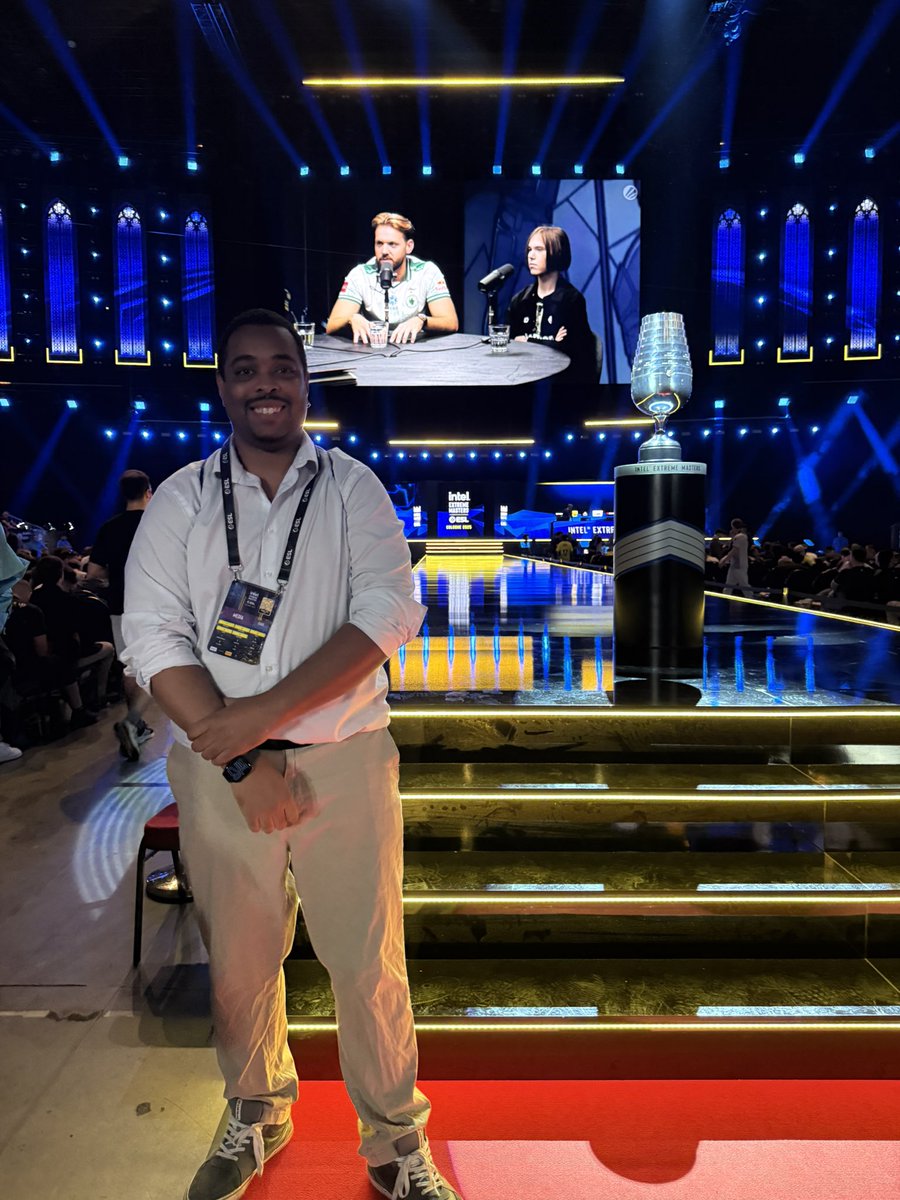 MDee14's tweet image. Day 2 of IEM Cologne! 

With final stage set for Sunday. Saturday had some heartbreaks and epic thrills. Thanks to @intelgaming for allowing me to experience this epic event.

#IEMCologne #intelcoreultra