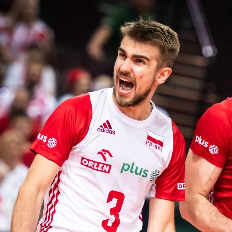 𝓜𝓪𝓻𝓽𝓲𝓷𝓮𝔃 tweet media