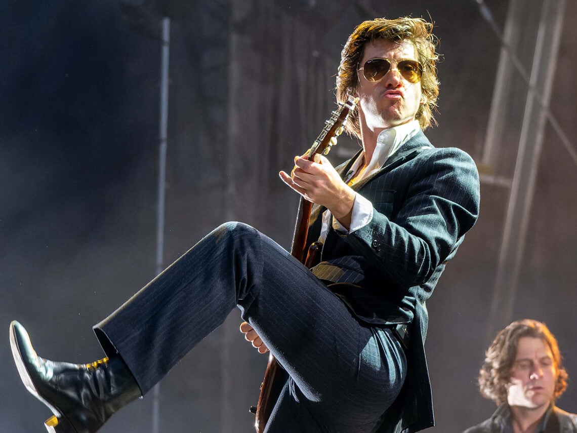 Arctic Monkeys Fake News tweet media