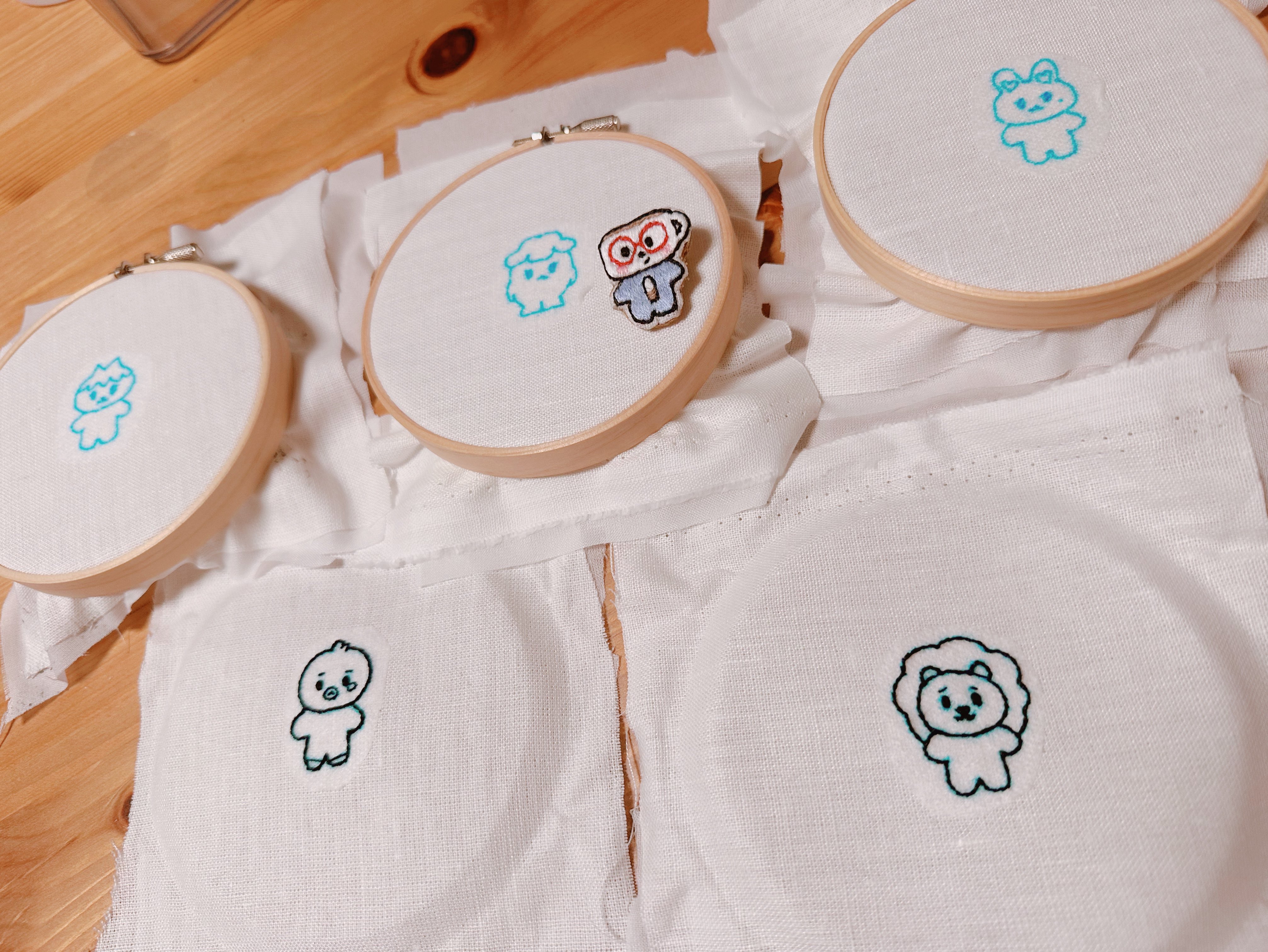 アンティークキルト＆アニマル刺繍♡ハンドメイド·͜· ♡ アンティークキルト＆アニマル刺繍♡ハンドメイド·͜
