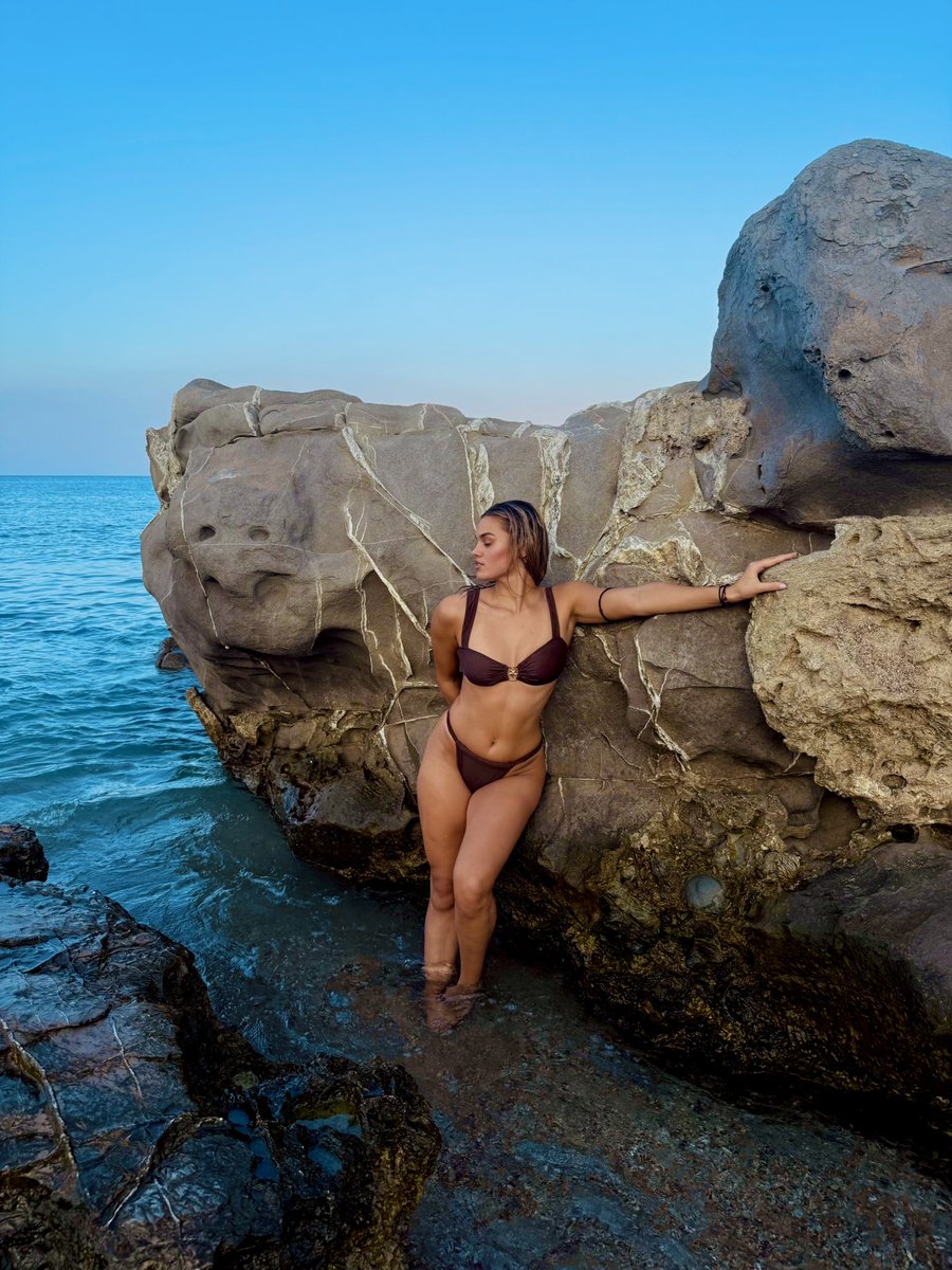 Μαιρη Πετειναρη tweet media