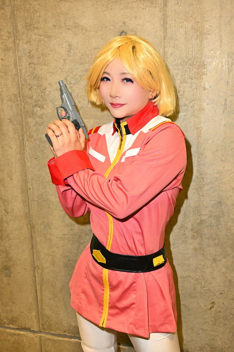 ワンフェスのお写真追加で…

ピンもいただきましたー。
暑い時には日差し避けに長袖も
良かったことに気づいたのでした。

photo 📷1,2,3 <a href="/fuuta_23/">風太</a> 
photo 📷4       <a href="/wkkazuyaphoto/">一介の隠居の写真館</a>