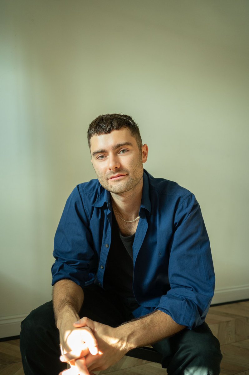 Exciting news. 🪳 

Catch Max Harrison today at 3pm on <a href="/BBCRadioLondon/">BBC Radio London</a> with <a href="/GabyRoslin/">Gaby Roslin</a> chatting all about The Pitchfork Disney <a href="/KingsHeadThtr/">King's Head Theatre</a> and our collaboration with Philip Ridley!

bbc.co.uk/sounds/play/li…