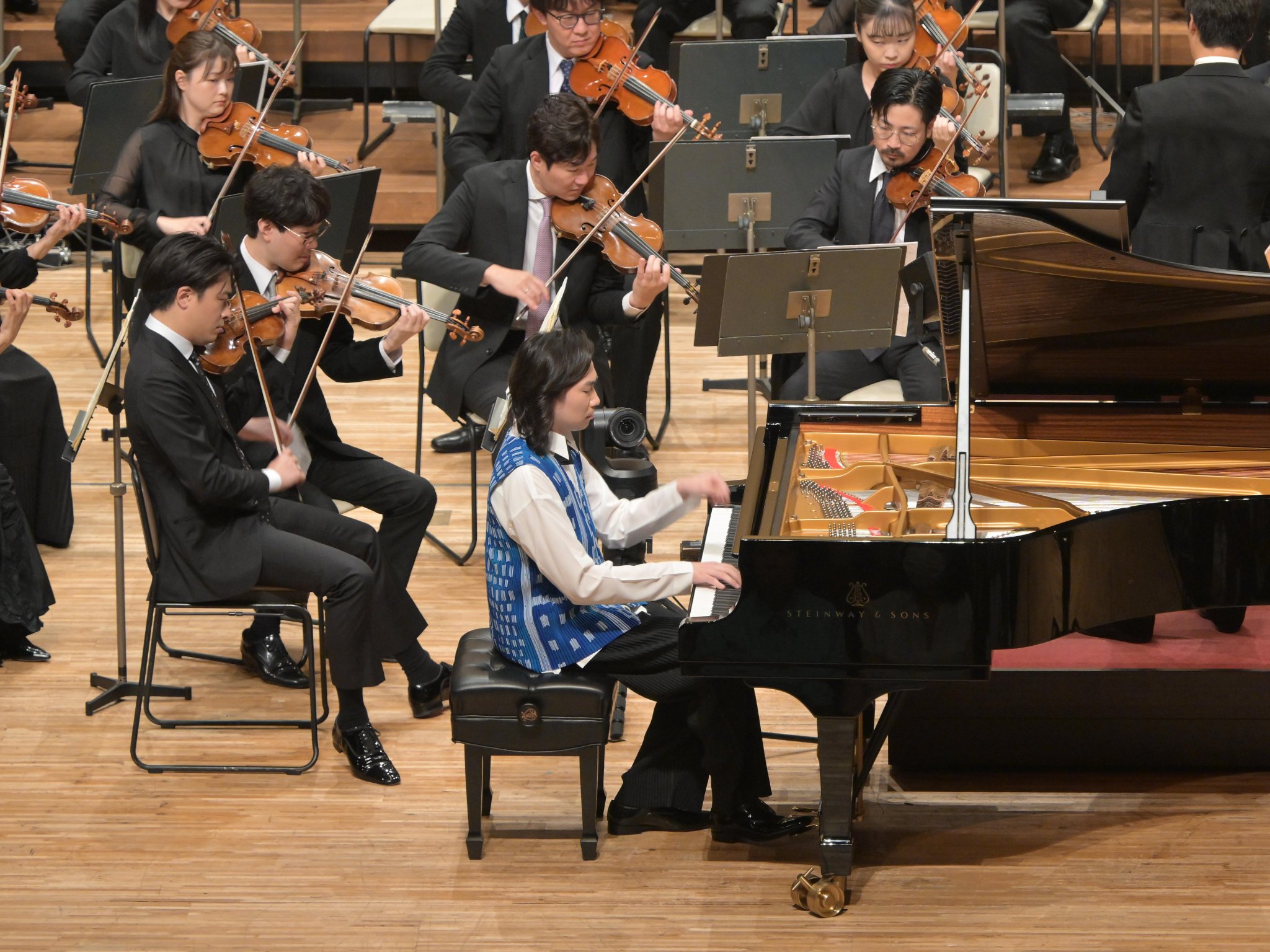 THE NHK SYMPHONY NHK交響楽団 輝ける60年の軌跡 レコード THE NHK SYMPHONY NHK交響楽団 輝ける60年の軌跡 レコード