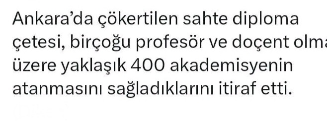 engingenc's tweet photo. 2019 yılında aşağıdaki paylaşımı yapmıştım.Bugün ortaya çıkan sahte diplomalı insanlara bakınca ne demek istediğimi tam olarak anlatabilmişimdir umarım! Biraz daha derinleşsin bu soruşturmalar liyakatsız insanların nasıl o kadrolara geldiğini daha net göreceksiniz.
Emekhırsızları https://t.co/AeZLNftEYL