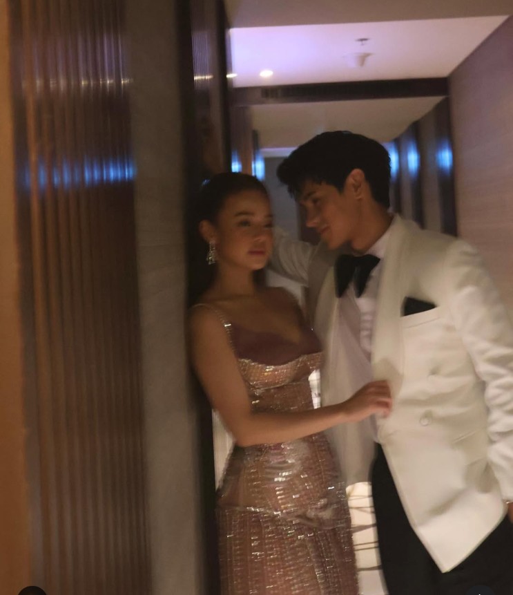 dstnchrls's tweet image. I’m screaminggg—like, what does your kaldag even have against this? Pack it up.