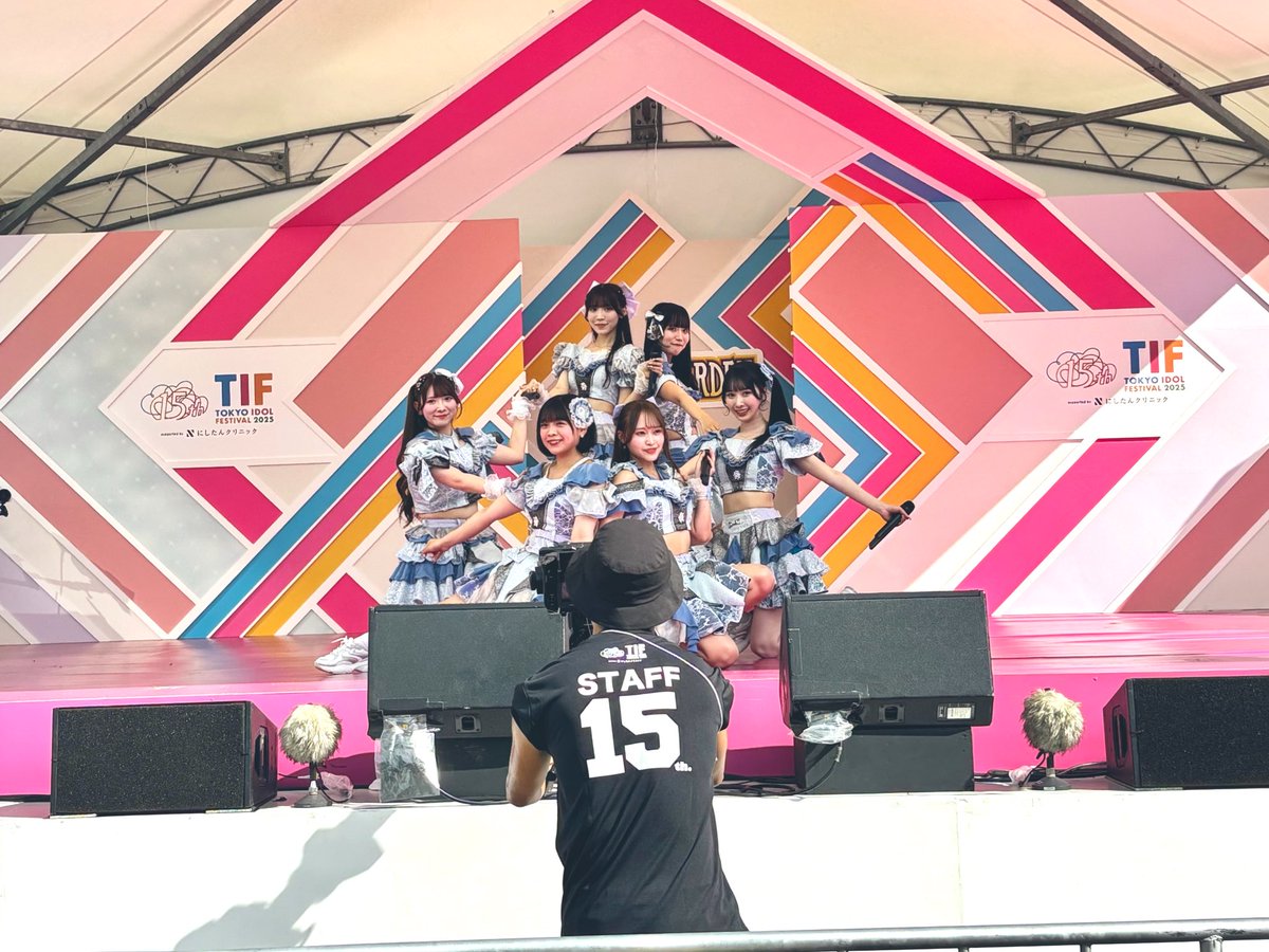 ばーみ tweet media