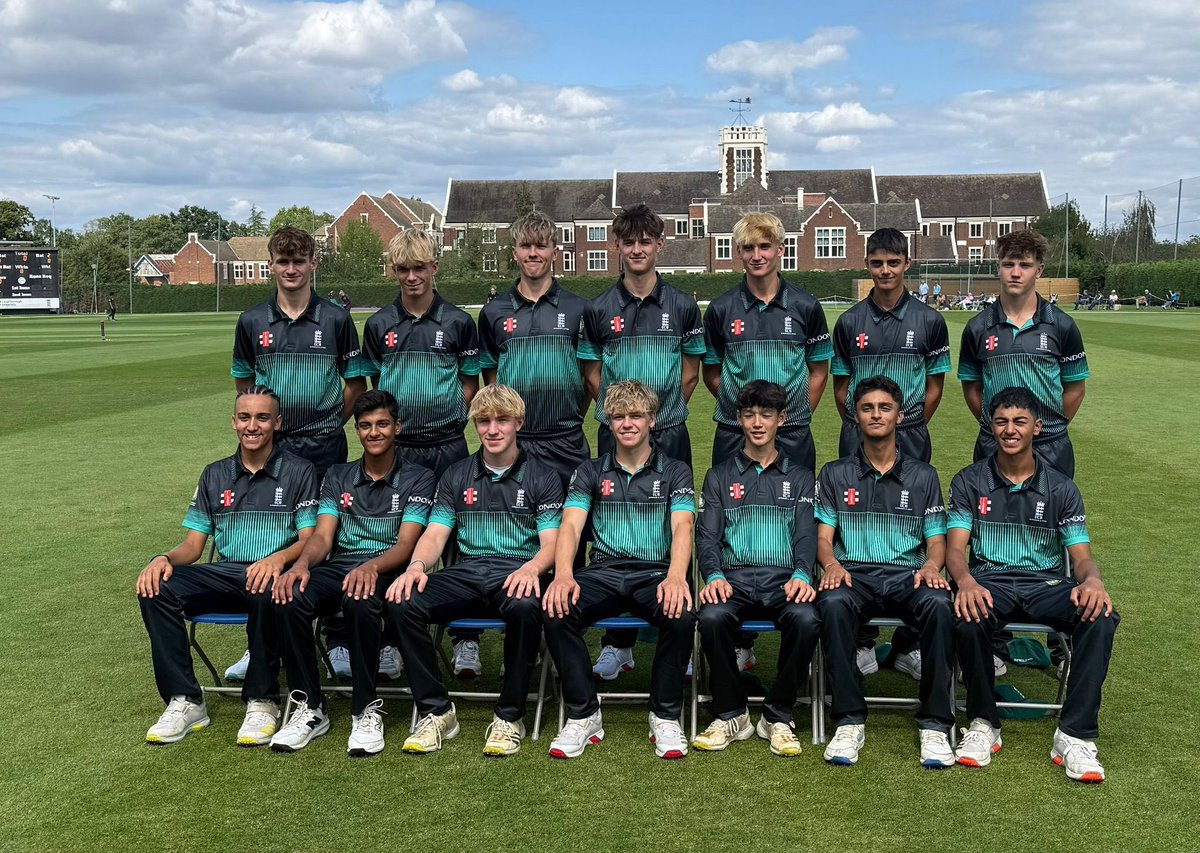 Sharmsy at Bunbury 🙌🏻

Good luck to our U15 Atharv as he is representing the London and East regional team at Bunbury this week, 3 weeks after making his 1’s debut 💪🏻

Go smash it Atharv 🐿️❤️

#eastcotecc #squirrels #upthesquirrels #ecc #bunbury #bunburycricket #nextgen