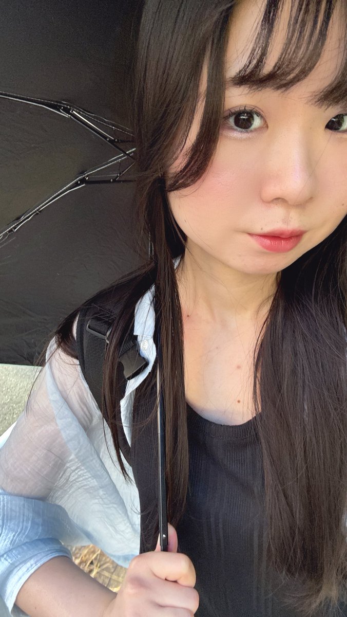 23歳になりました！！！
23歳の飯嶋もよろしくお願いします！！！

ディズニー行った時に拾ったシール同じ名前でなんか嬉しかったから撮ってもらったやつ🫶