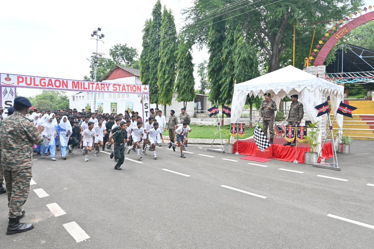 PRODefNgp's tweet image. CAD Pulgaon successfully organised a vibrant #RunForFun event, promoting fitness &amp;amp; camaraderie.

Students from 08 outstation schools including State run Pulgaon Military School enthusiastically participated, making it a memorable celebration of health &amp;amp; community spirit.

@adgpi